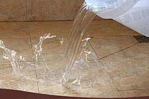 浦北漏水维修 免砸砖防水材料该如何施工